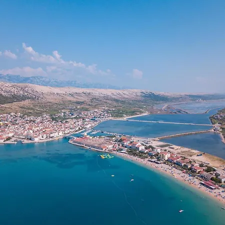Premium Zec Pag Town